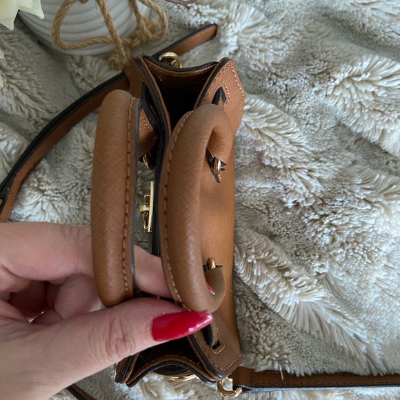 Michael Kors Hamilton XS discontinued style bloggers favorite rare like new - Picture 9 of 14